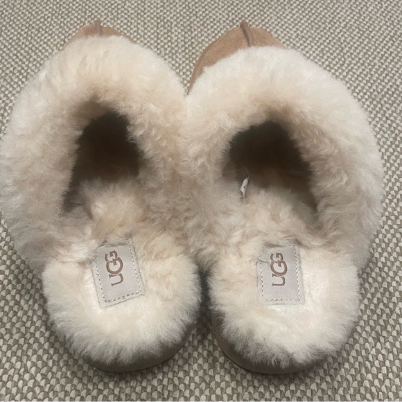 UGG Disquette suede slippers - Picture 11 of 16